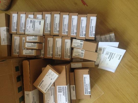 西门子	6SE6440-2AD22-2BA1	变频器  驱动、变频器  伺服、模块  PLC、DSC