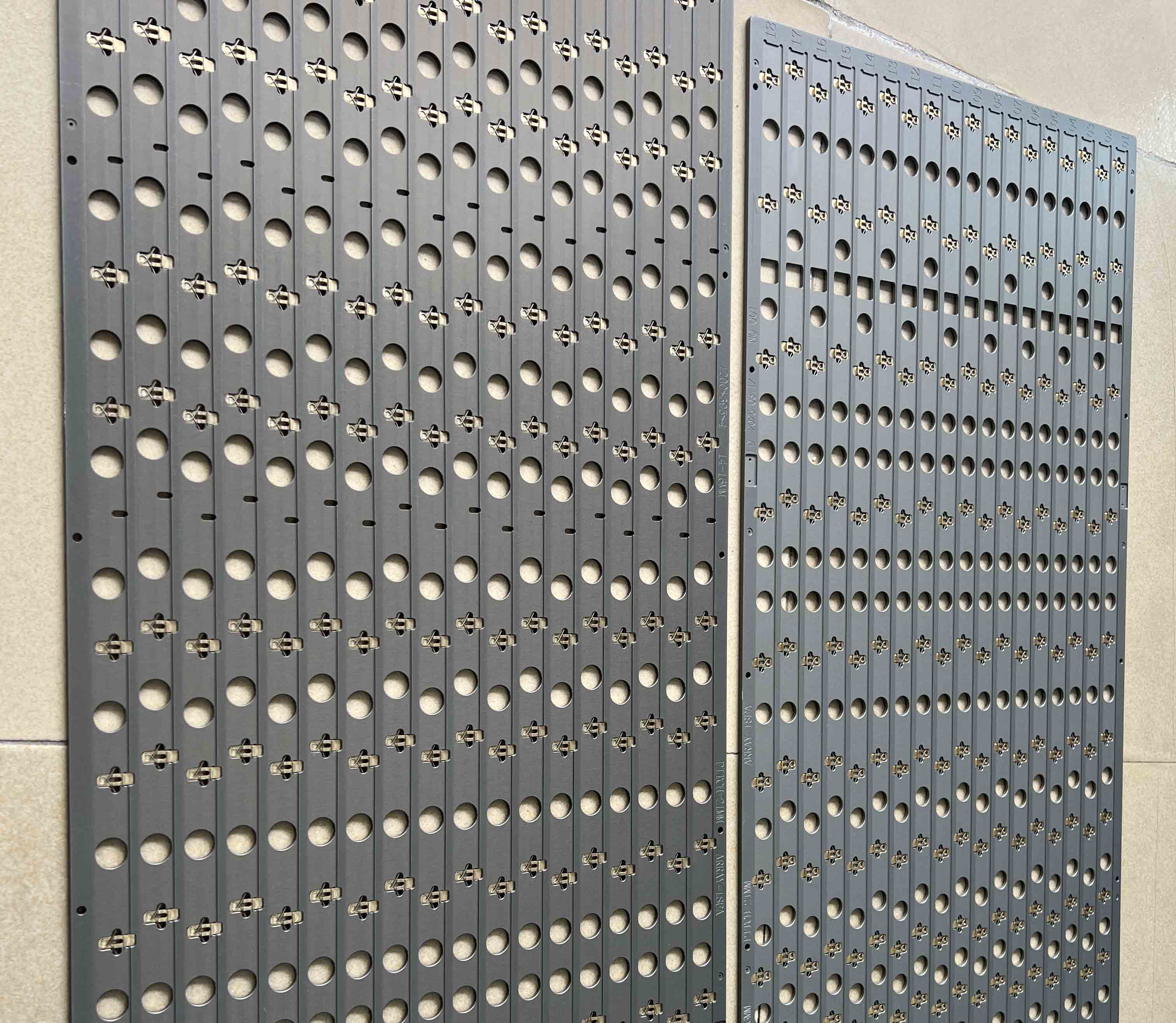 LED灯条专业卡扣治具灯板通用治具生产厂家  灯条专用卡扣治具  LED灯条治具