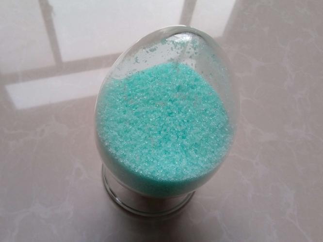 硫酸亚铁 工业级污水处理金属还原剂农业土壤改良  硫酸亚铁的特点