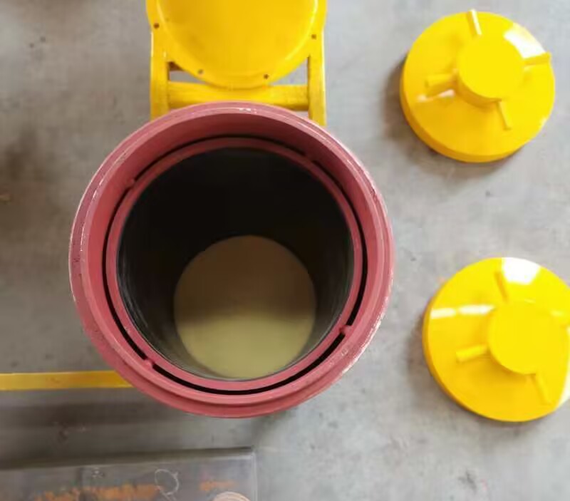 车载抗暴容器