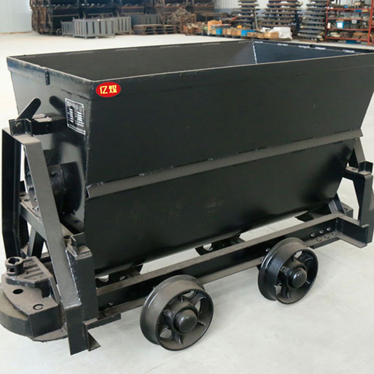 翻斗式矿车 结构简单 电机车牵引 承载力大 翻斗式矿车生产