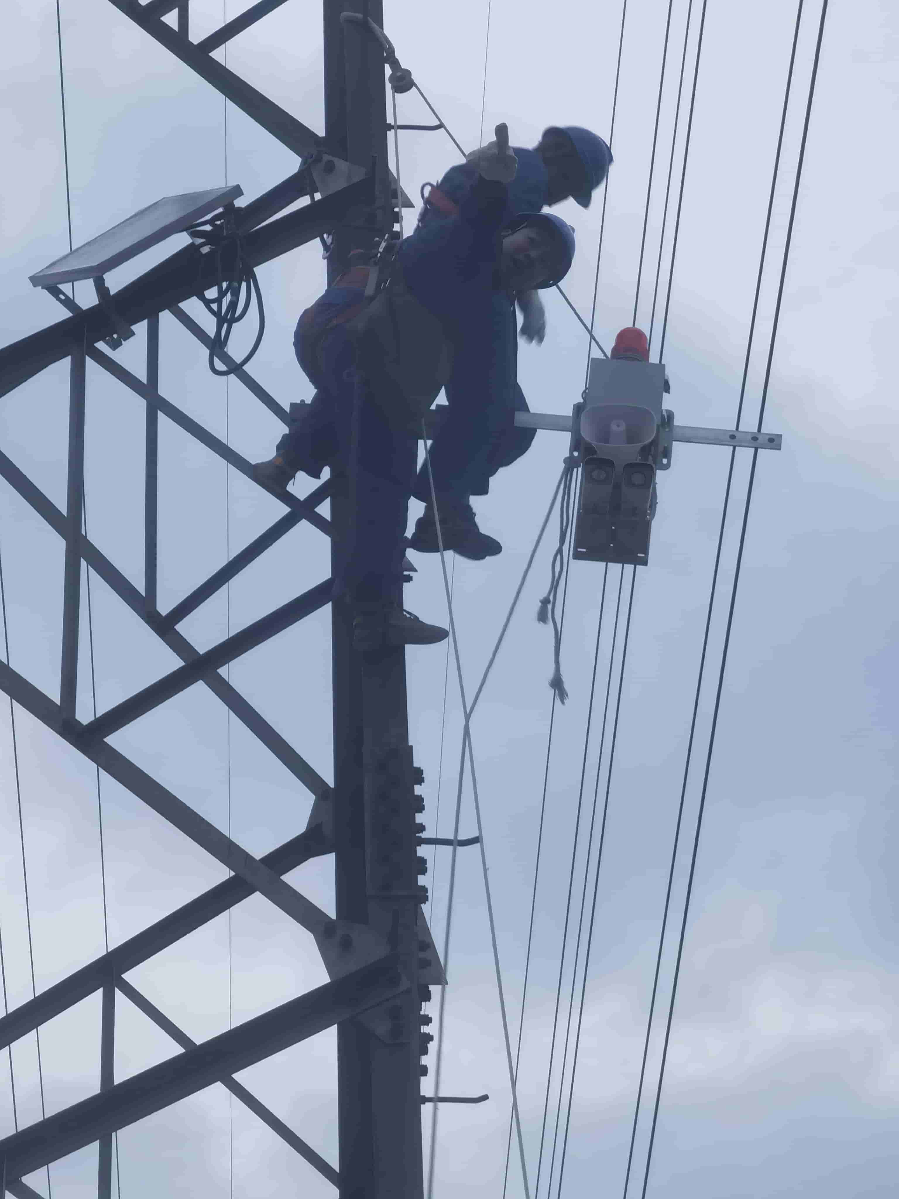 智能激光限高报警系统 安装便捷 免维护厂家直供  激光防入侵报警装置  激光防外破预警装置