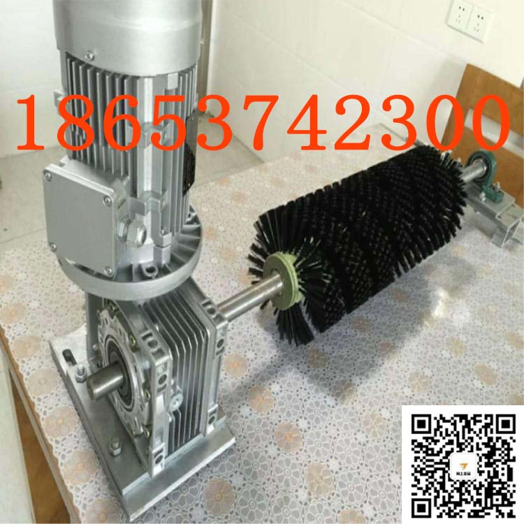 皮带机尼龙毛刷清扫器,B1200带宽定做&nbsp;&nbsp;聚氨酯清扫器&nbsp;&nbsp;合金清扫器