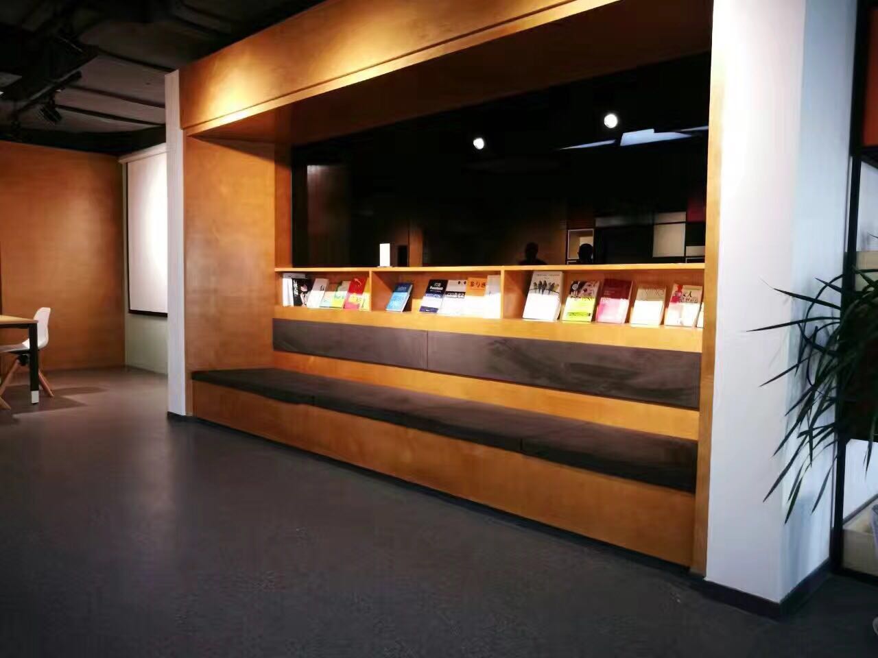 东骏方略（苏州）企业管理有限公司